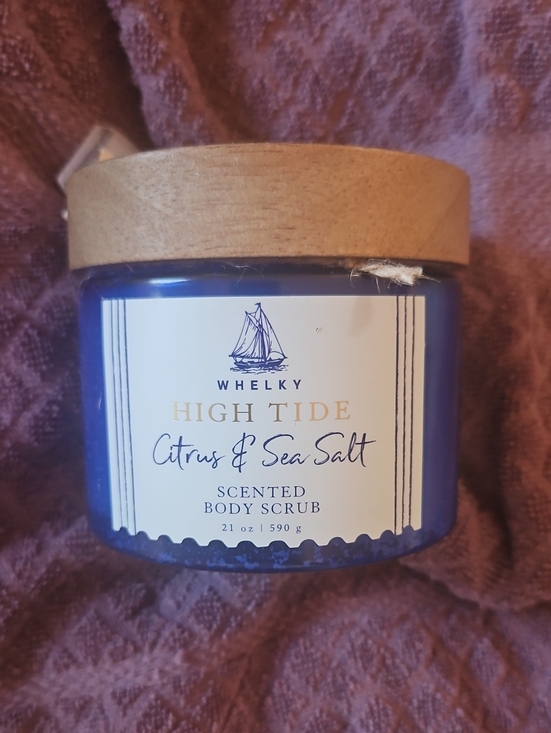Whelky Other - High Tide Citrus & Sea Salt Scented Body Scrub - Blue